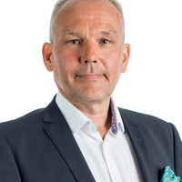 Senior Broker, Kiinteistönvälittäjä LKV, Fastighetsmäklare AFM, LKV Kristofer Öfverström