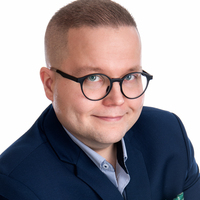 Yrittäjä, YKV, LKV, kaupanvahvistaja Tommi Luosmala