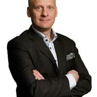 Kiinteistönvälittäjä, KTM, LKV Jussi Korvenoja