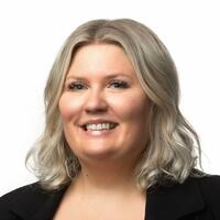 myyntijohtaja, kiinteistönvälittäjä, LKV, LVV Petra Saarmila-Lönnqvist