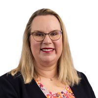 Kiinteistönvälittäjä, LKV, LVV, KiAT Heidi Steinmetz
