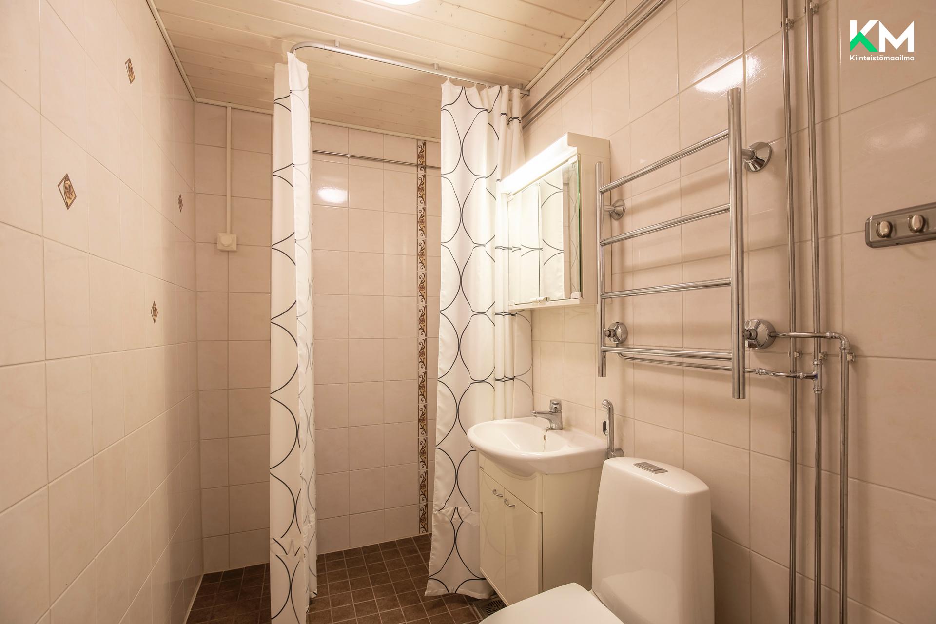 Kylpyhuone on saneerattu 2012