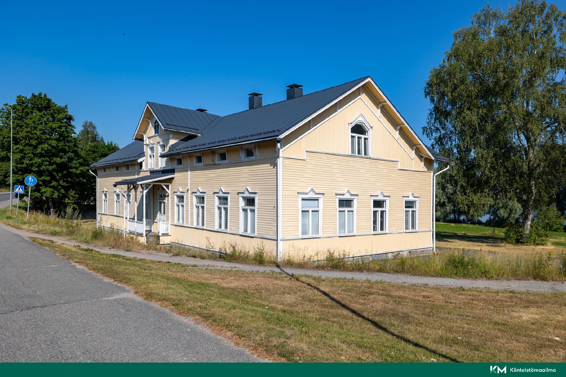 Kirkkolahdenkuja 1, Kangasniemi