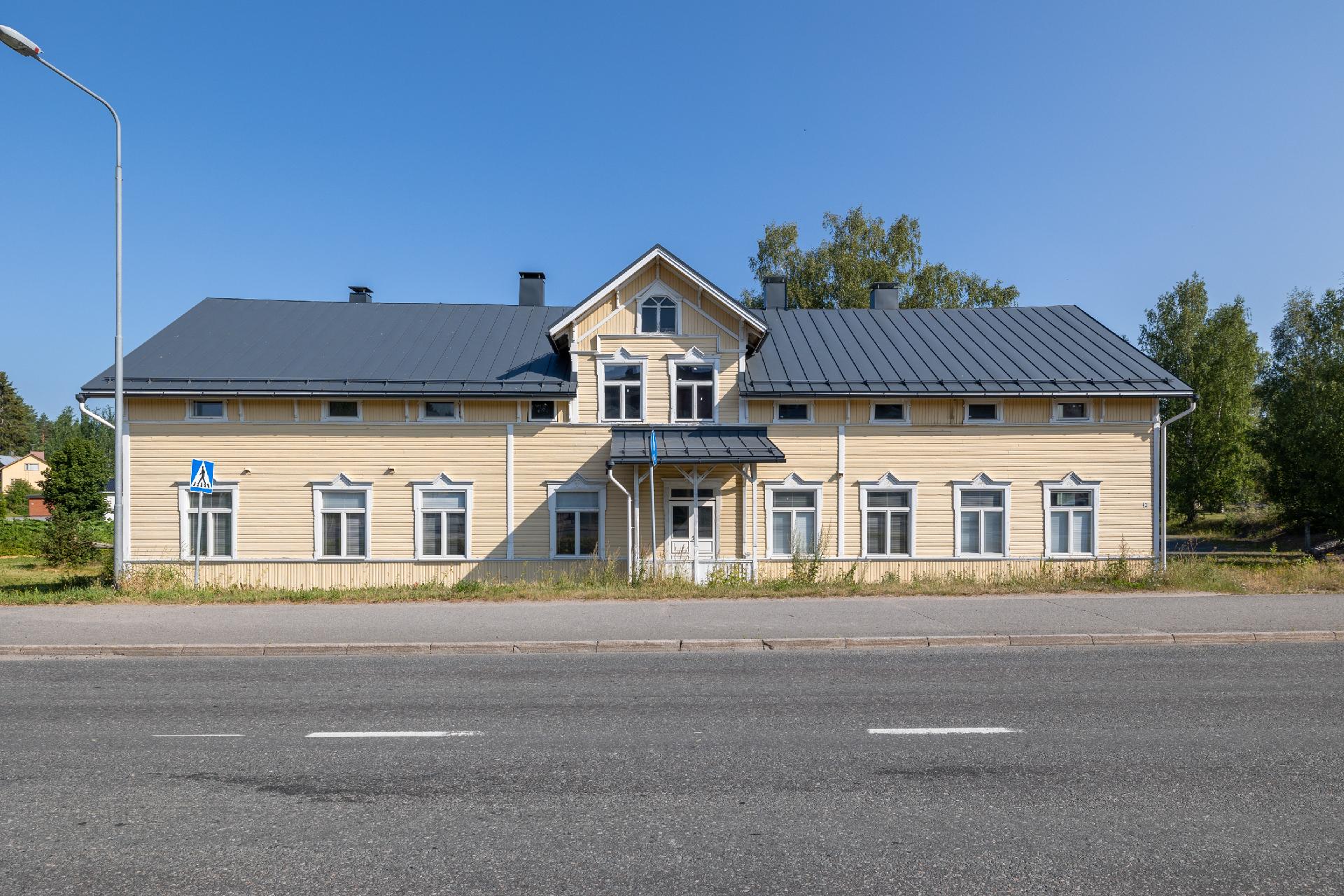 Kirkkolahdenkuja 1, Kangasniemi