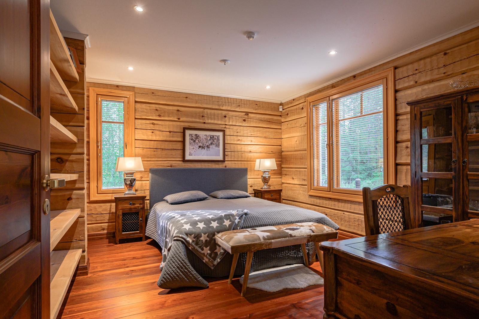 1. krs masterbedroom