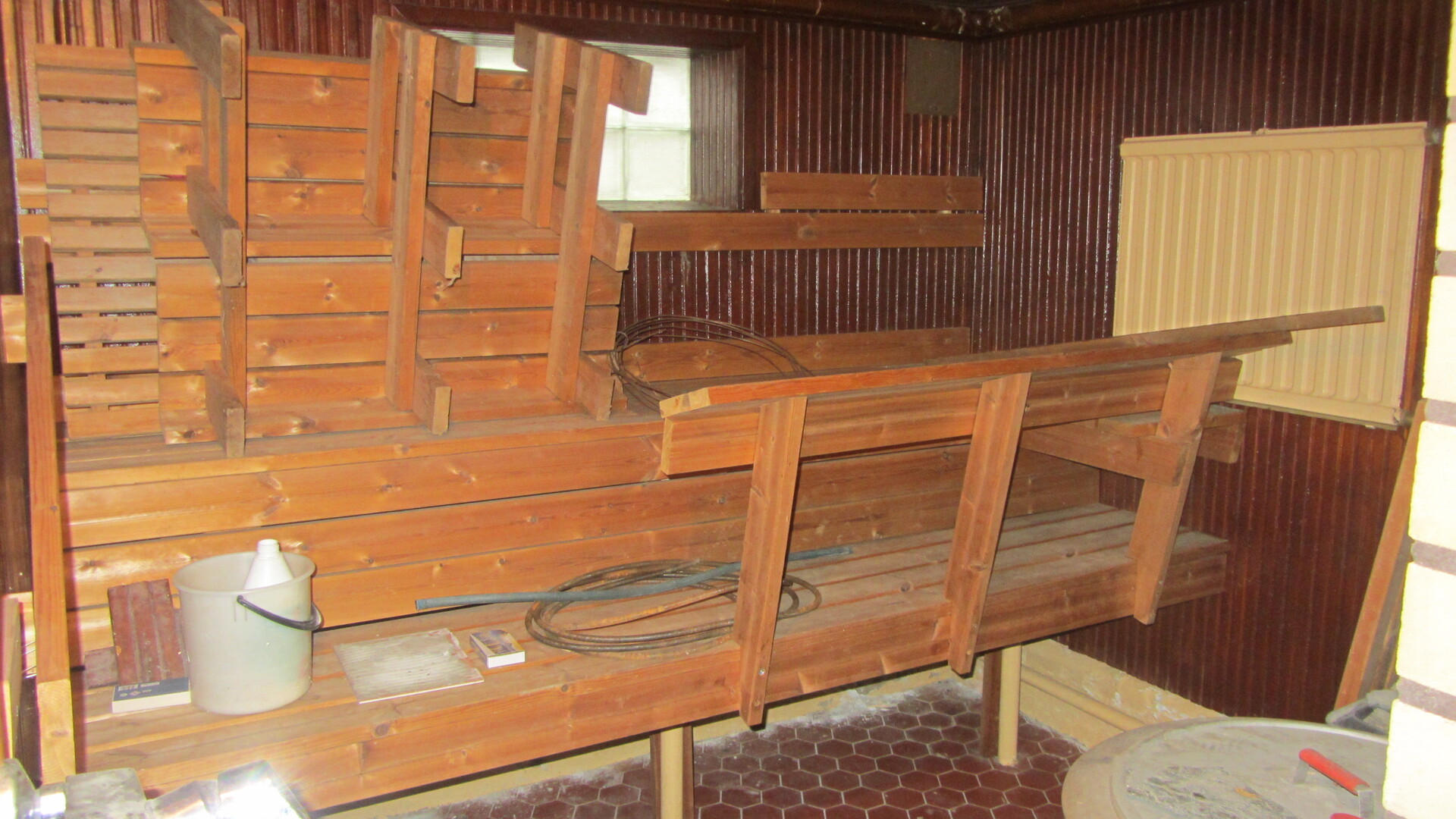vanhan talon sauna
