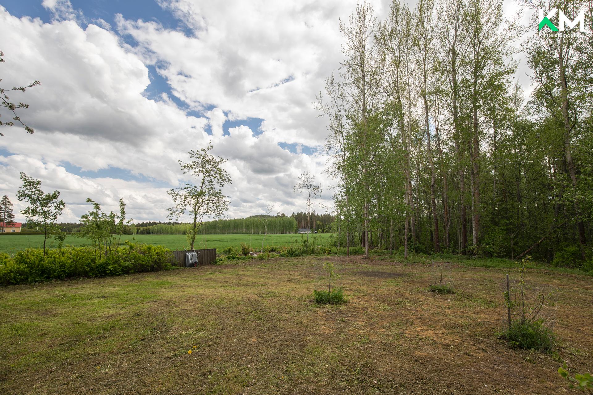 Pikkukyläntie 11, Turkhauta, Hausjärvi