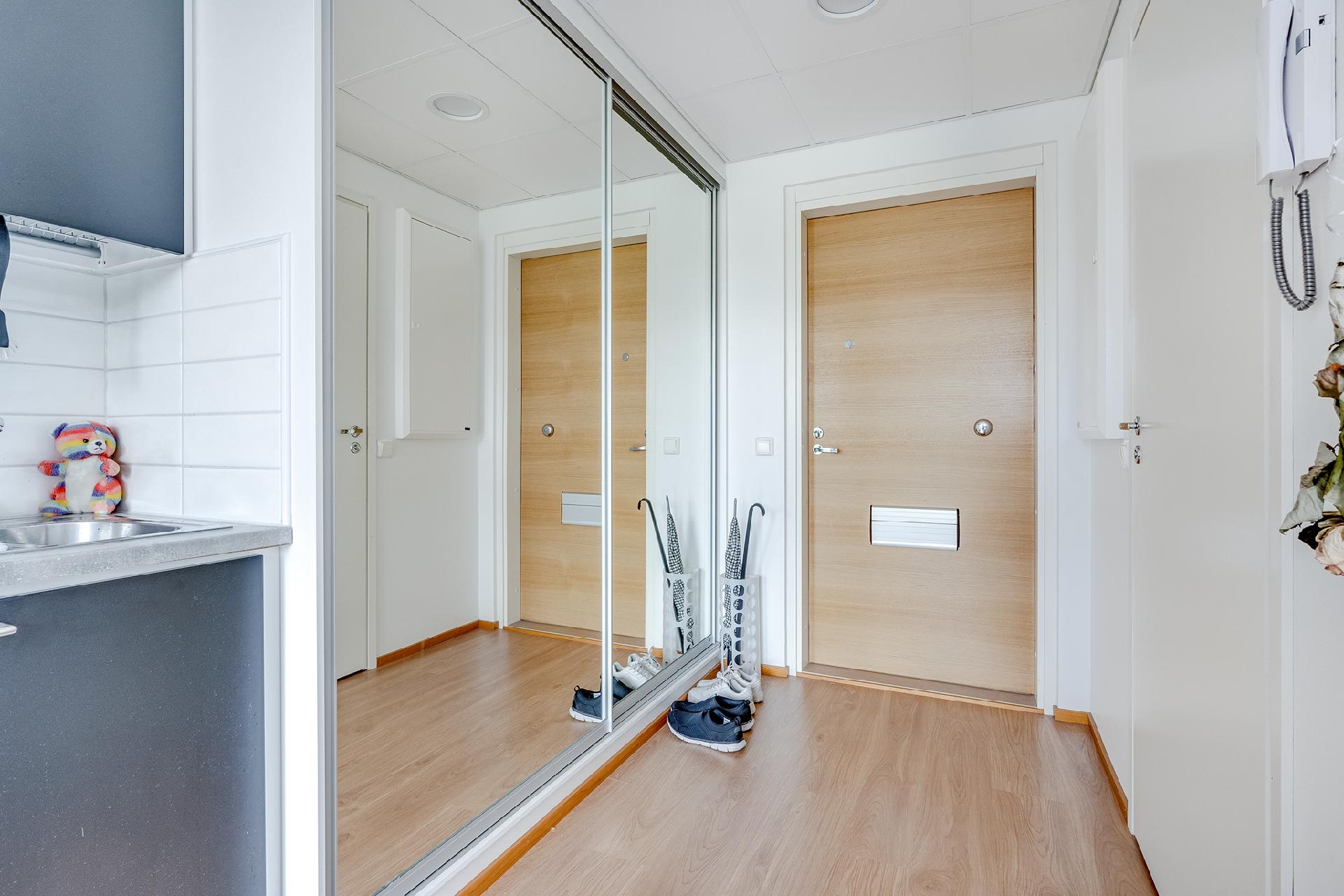 Lielahdenkatu 45, Lentävänniemi, Tampere