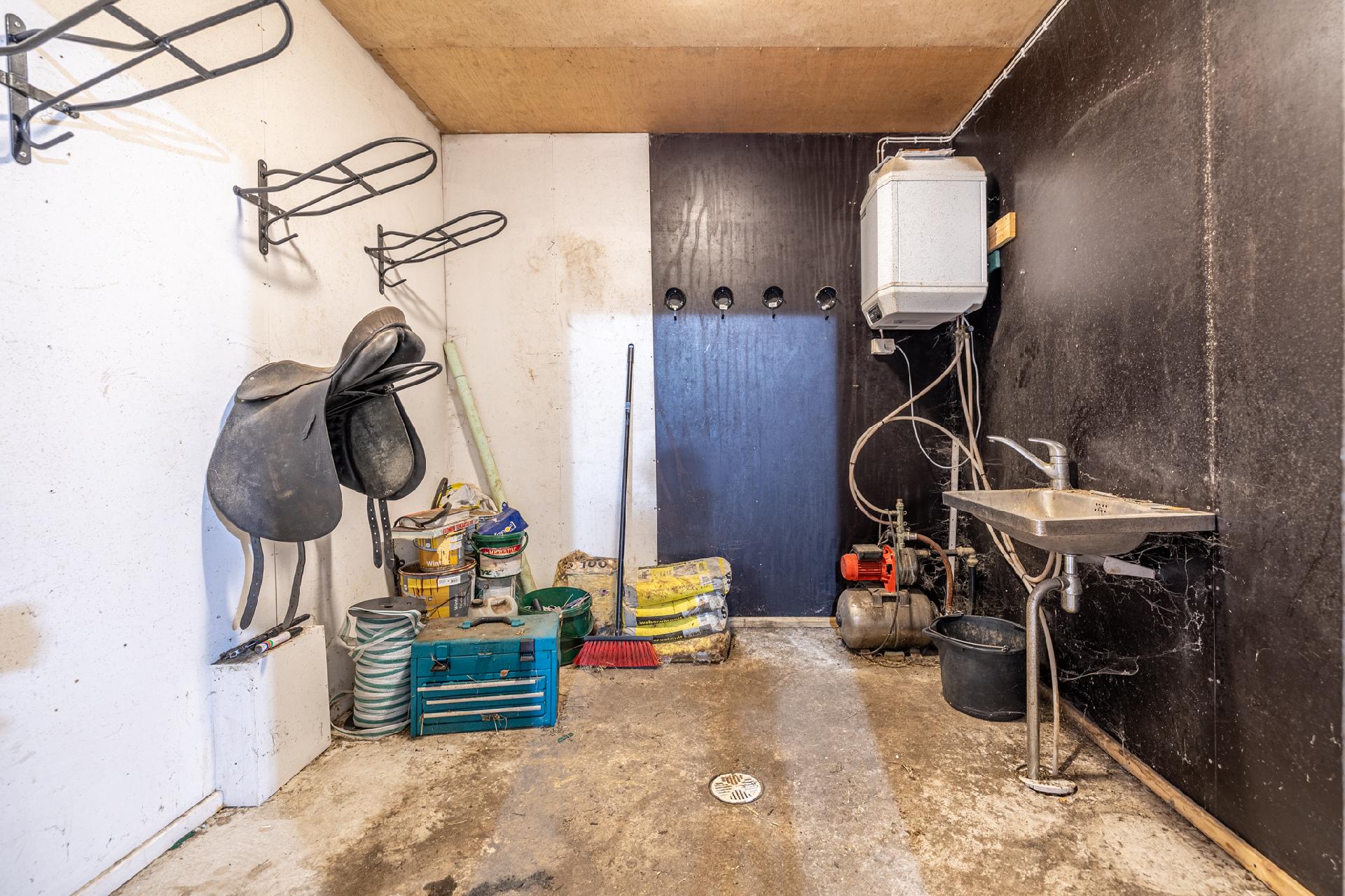 Vanhan tallin varustehuone