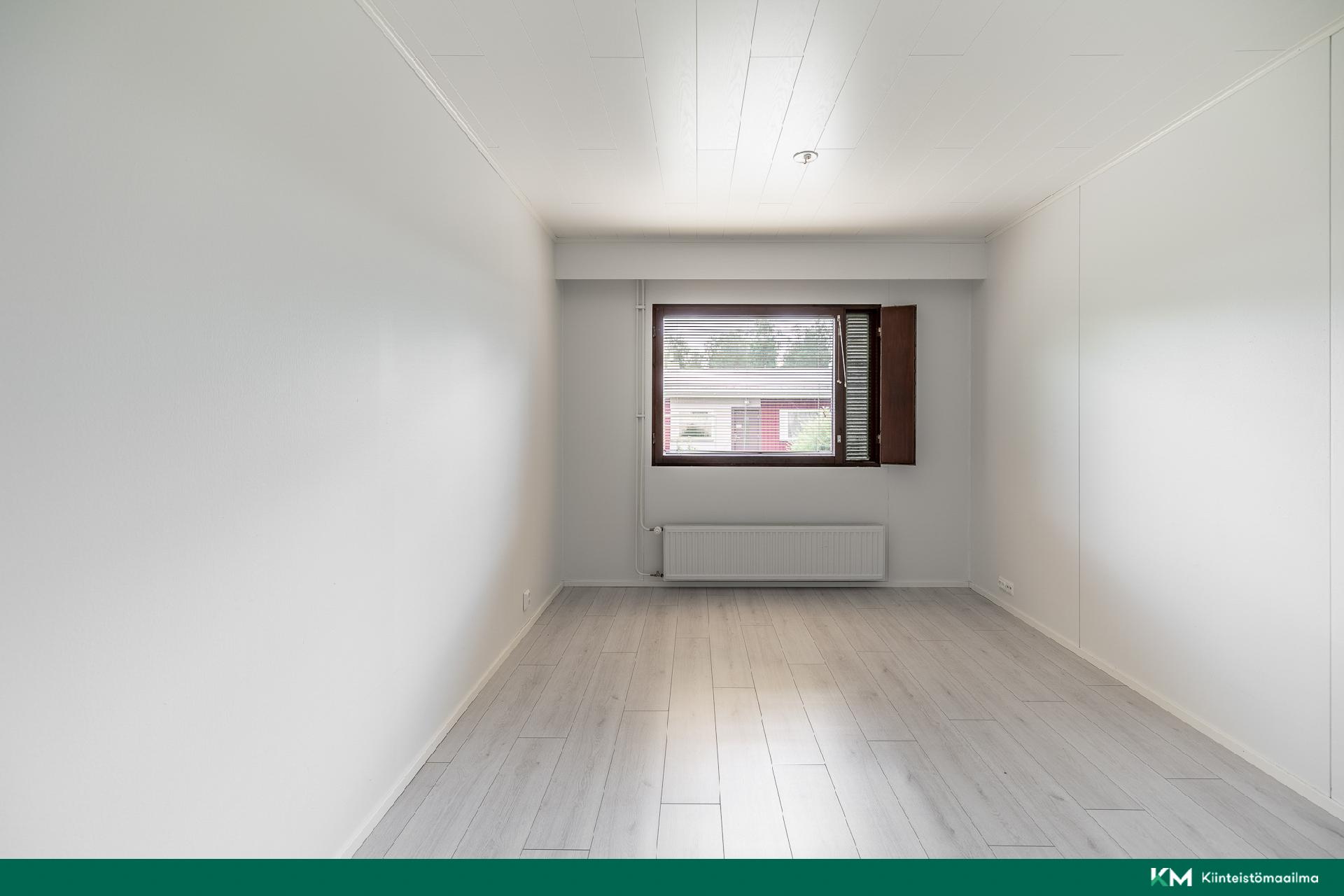 Koivutie 1, Hirvensalmi