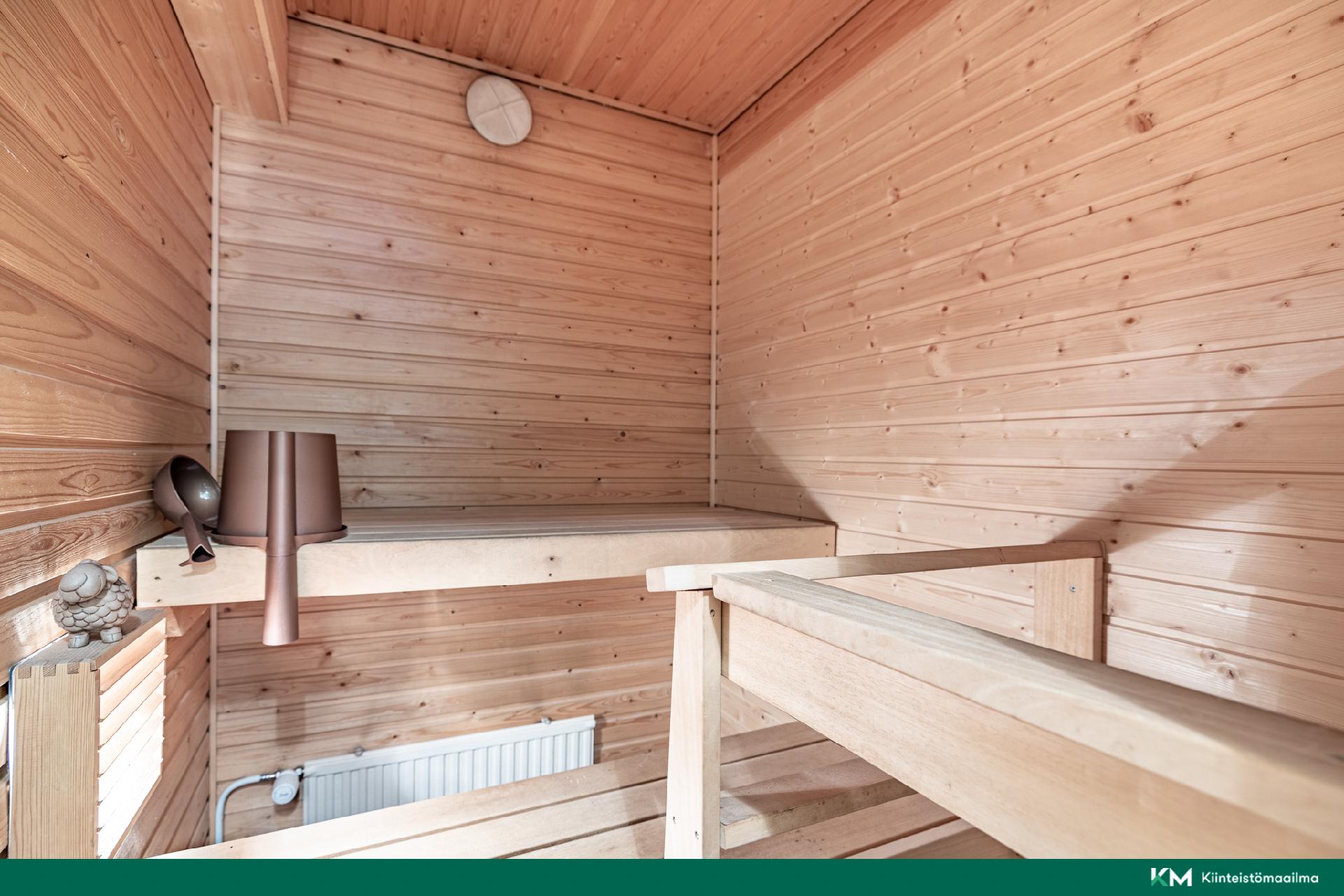 Koivutie 1, Hirvensalmi