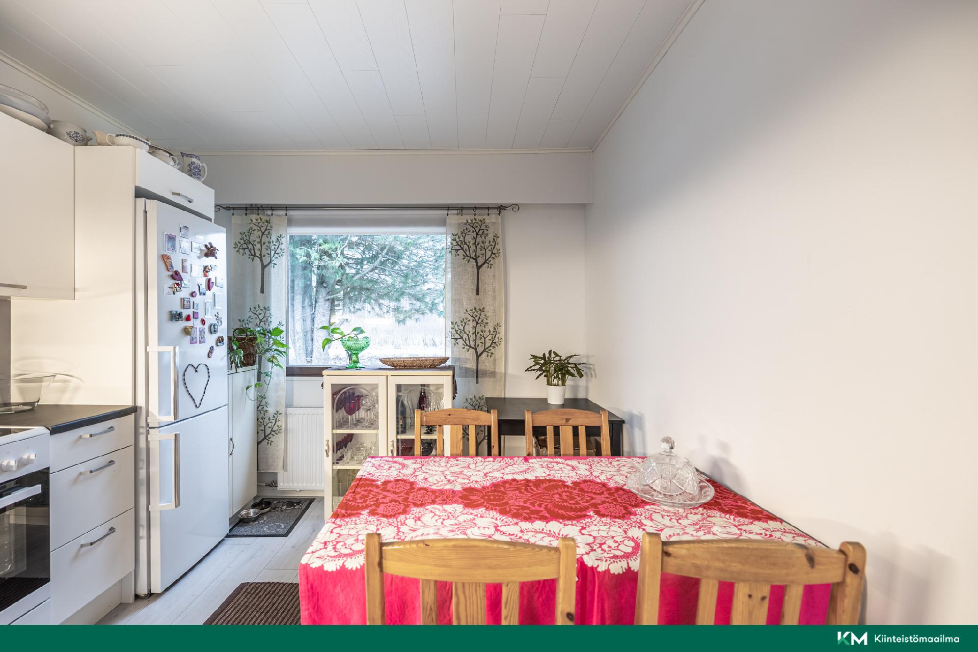 Koivutie 1, Hirvensalmi