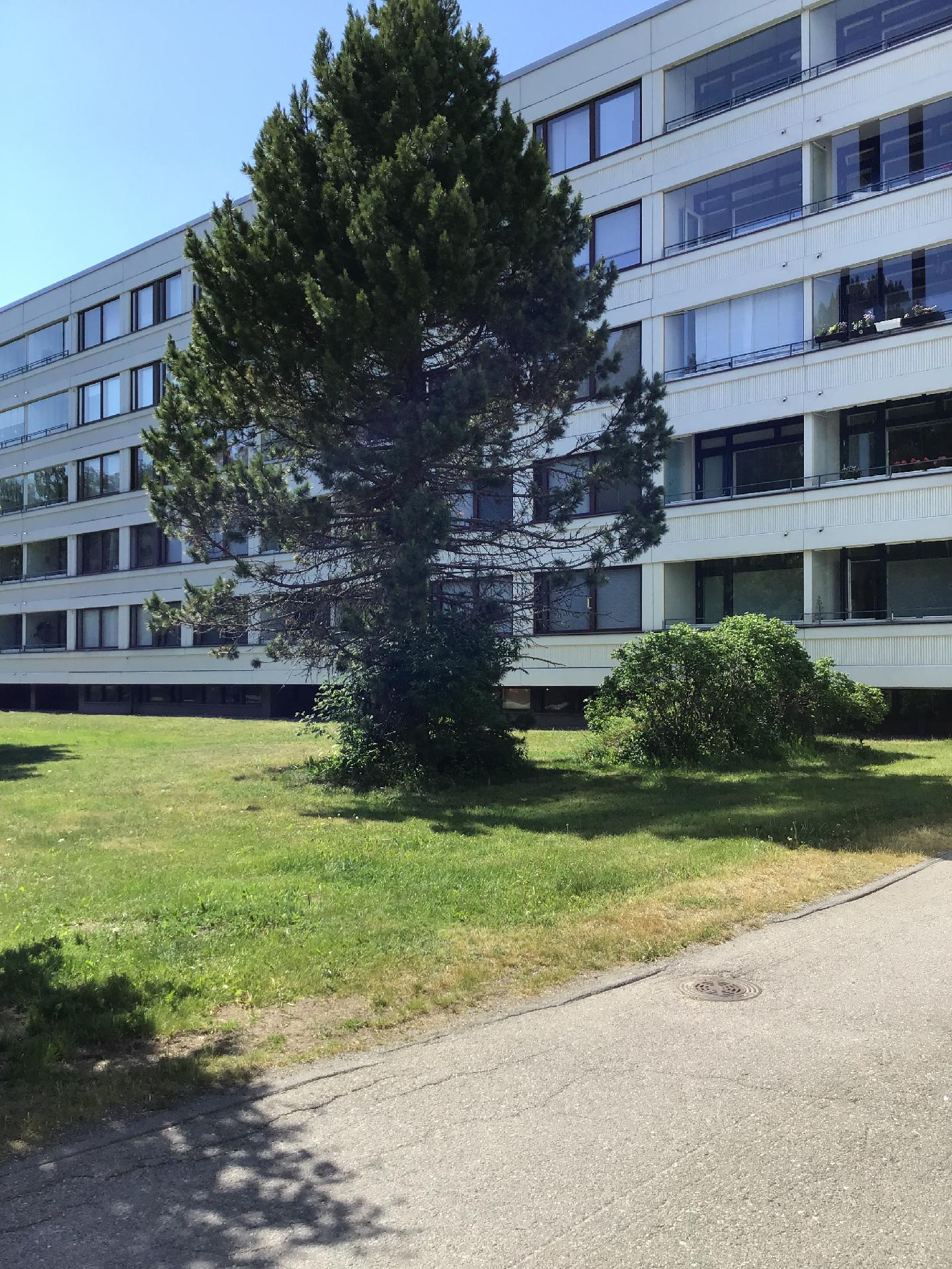 Naapurintie 2, Kontula, Helsinki