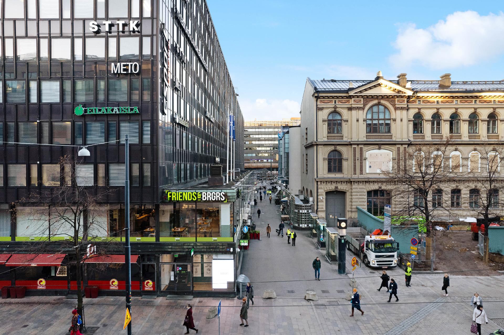 Mikonkatu 8, Kluuvi, Helsinki