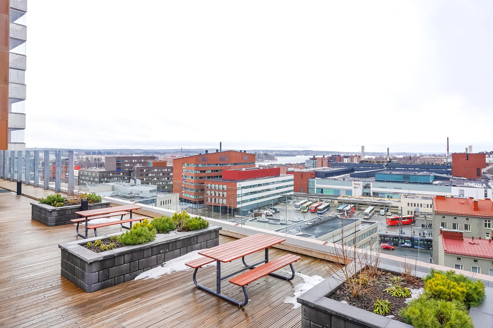 Oleskelupiha, 7. krs.