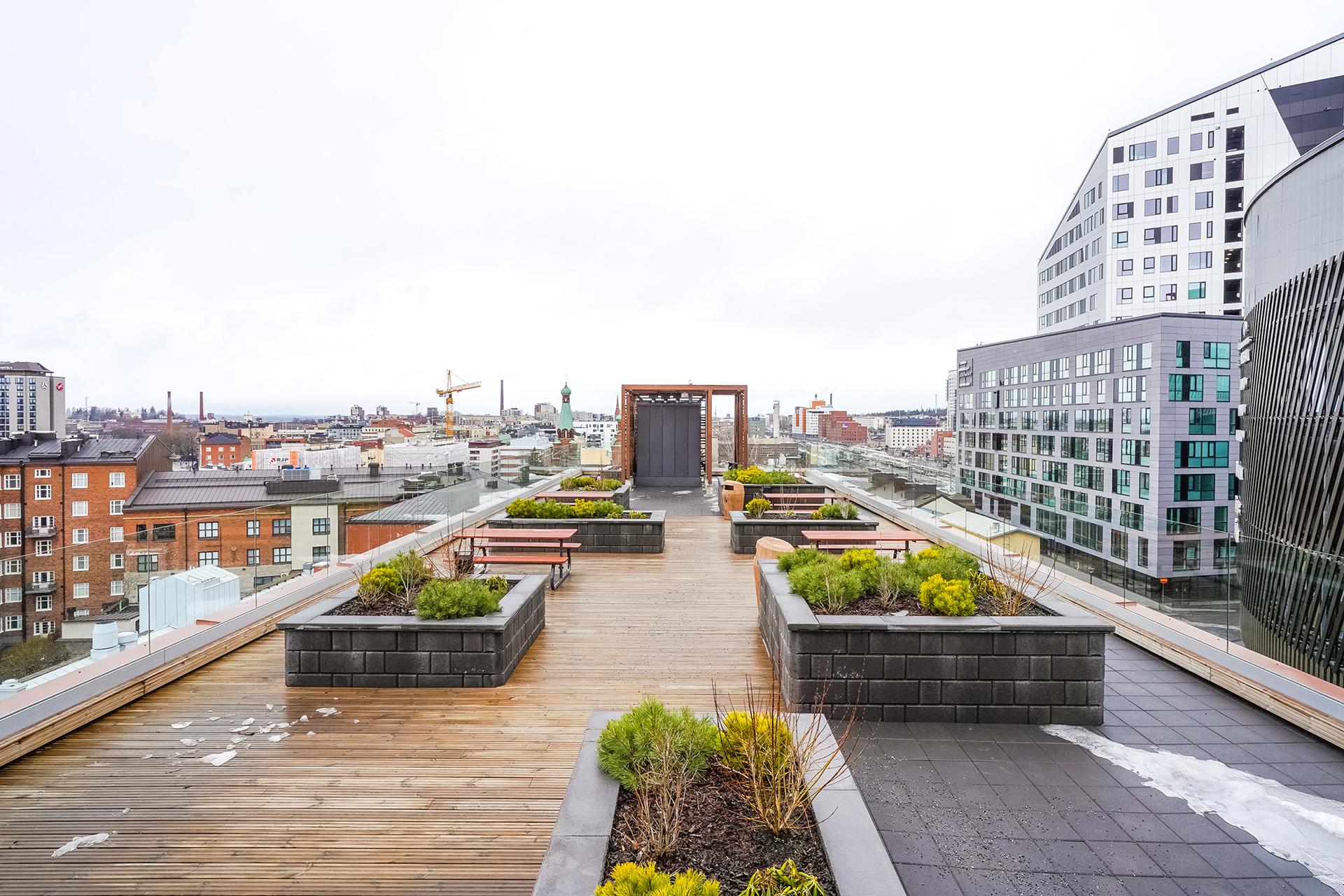 Oleskelupiha, 7. krs.