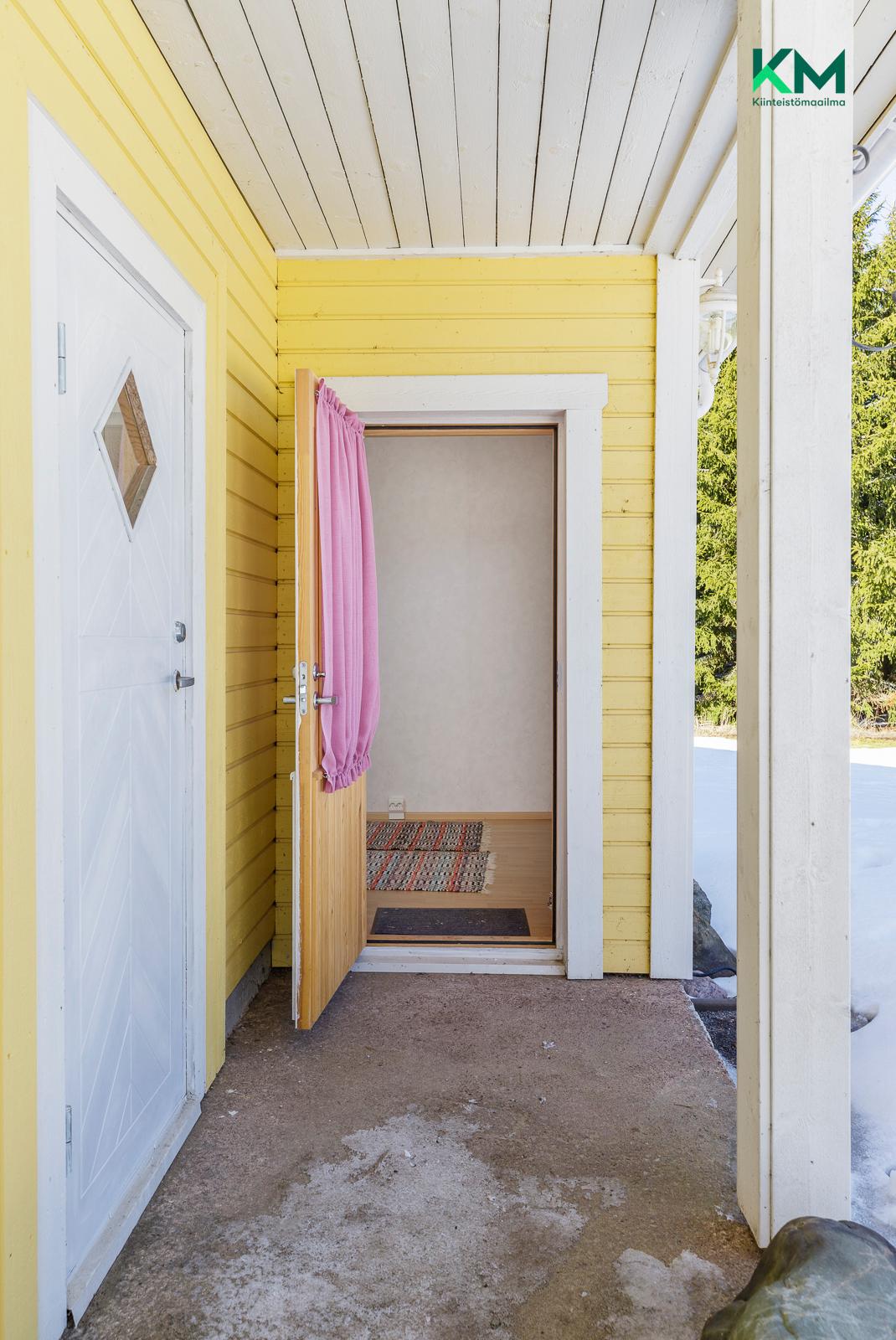 Rusthollintie 1, Oripää, Oripää