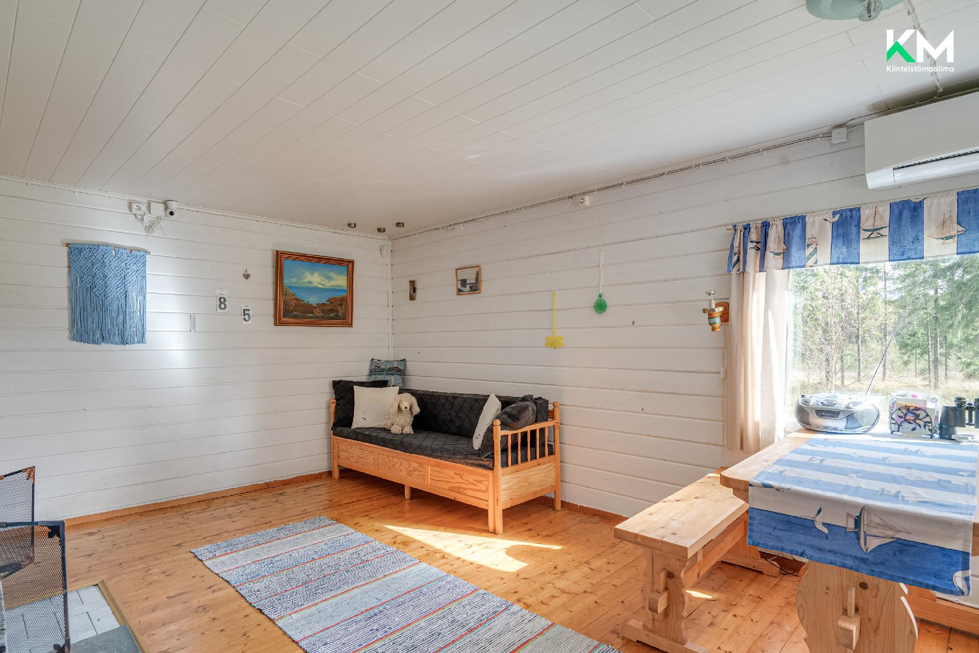 Tiitissuontie 85, Toroinen, Nousiainen