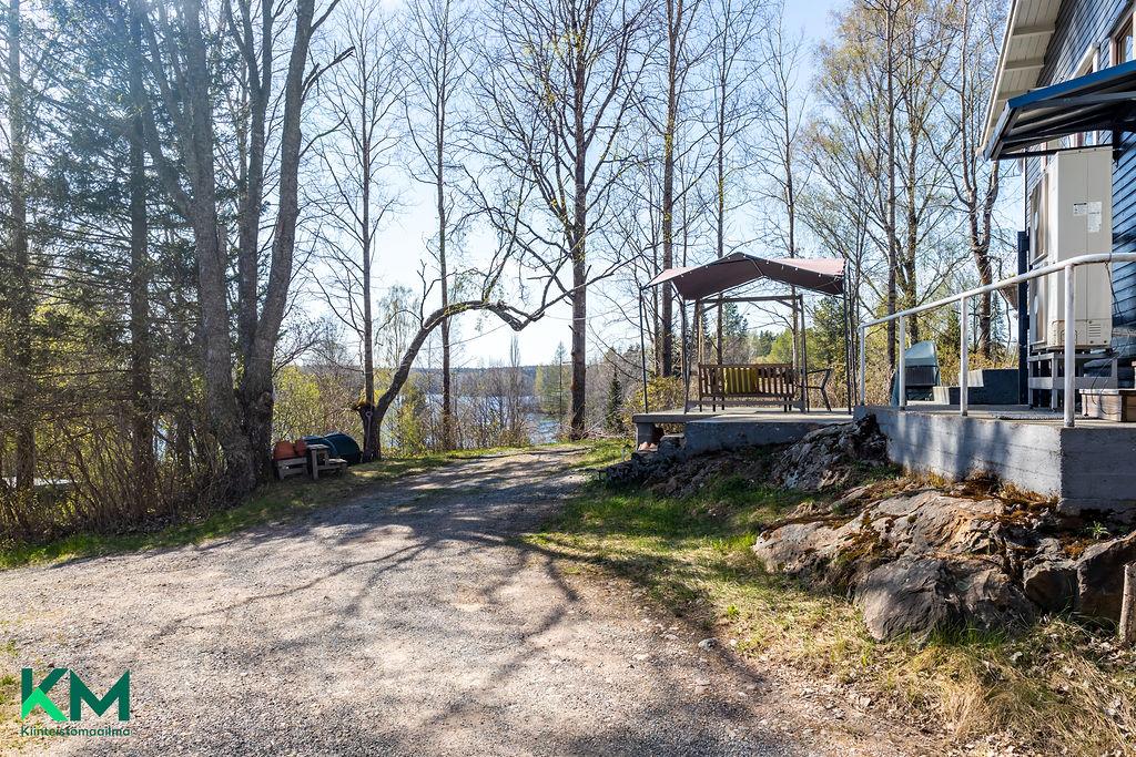 Pappilantie 1, Lästilä, Kuhmoinen