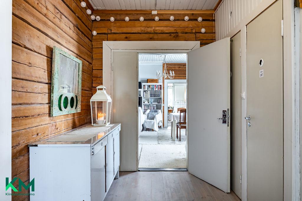 Pappilantie 1, Lästilä, Kuhmoinen