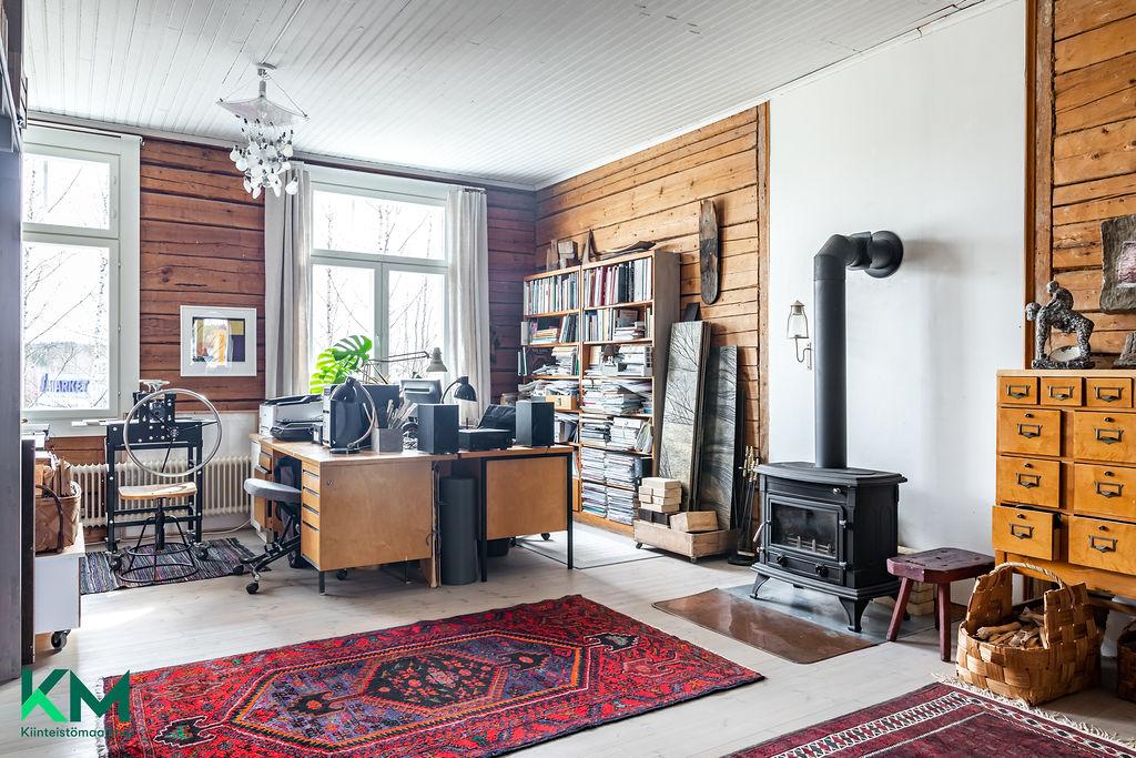 Pappilantie 1, Lästilä, Kuhmoinen