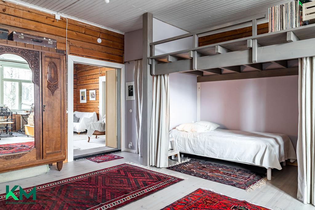 Pappilantie 1, Lästilä, Kuhmoinen