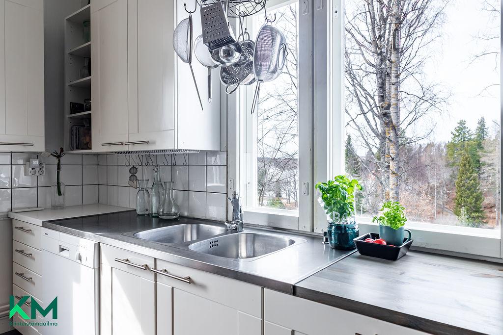 Pappilantie 1, Lästilä, Kuhmoinen