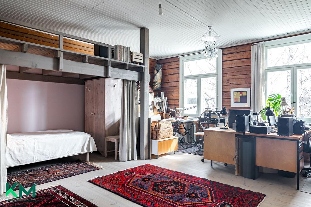 Pappilantie 1, Lästilä, Kuhmoinen