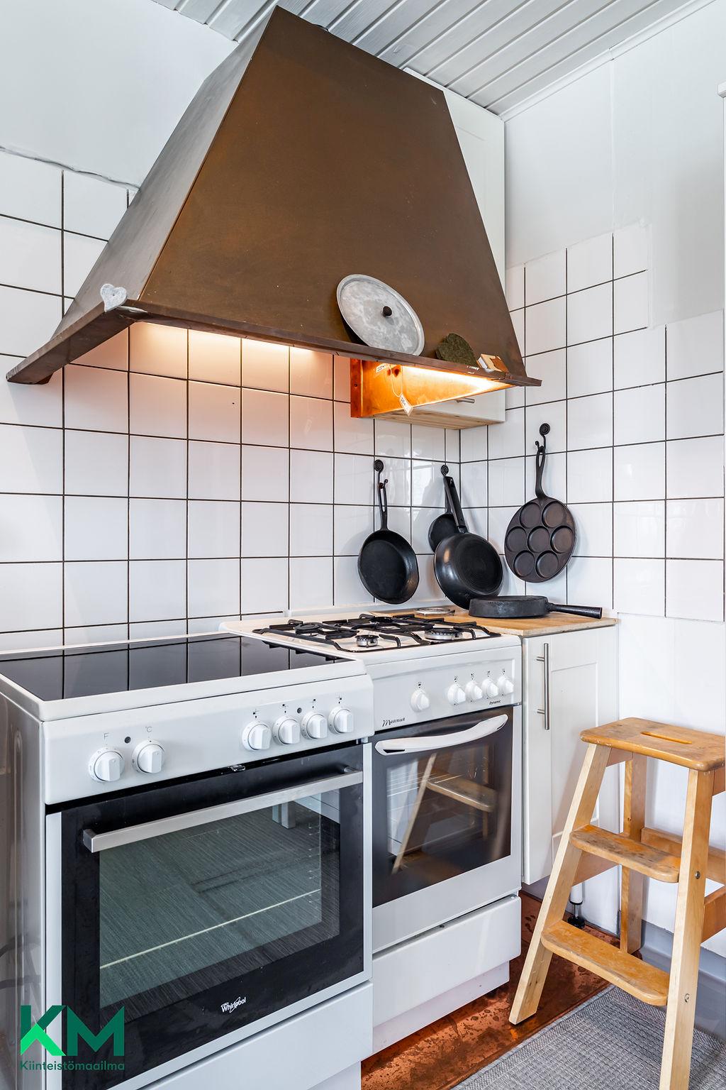 Pappilantie 1, Lästilä, Kuhmoinen