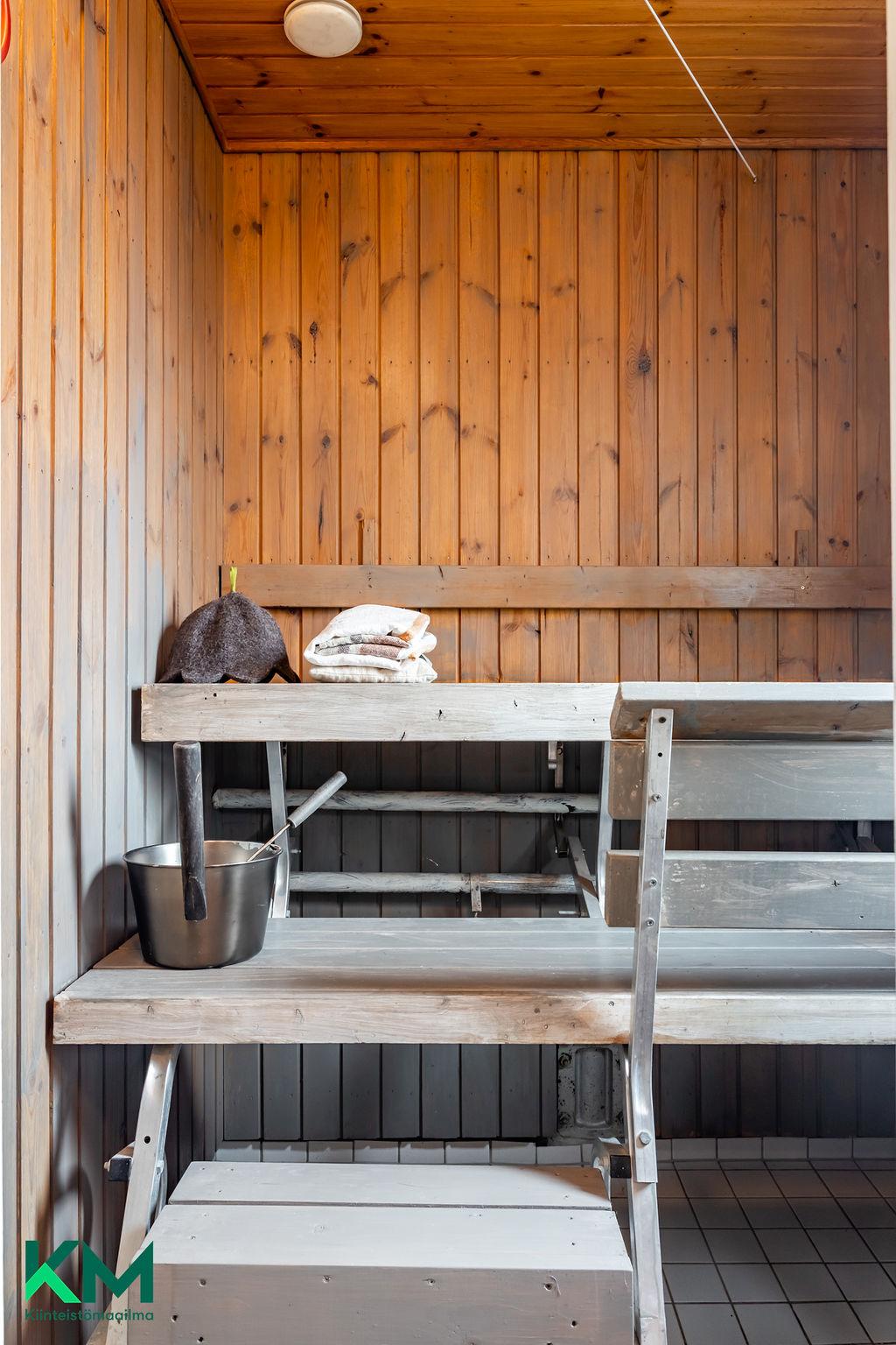 Pappilantie 1, Lästilä, Kuhmoinen