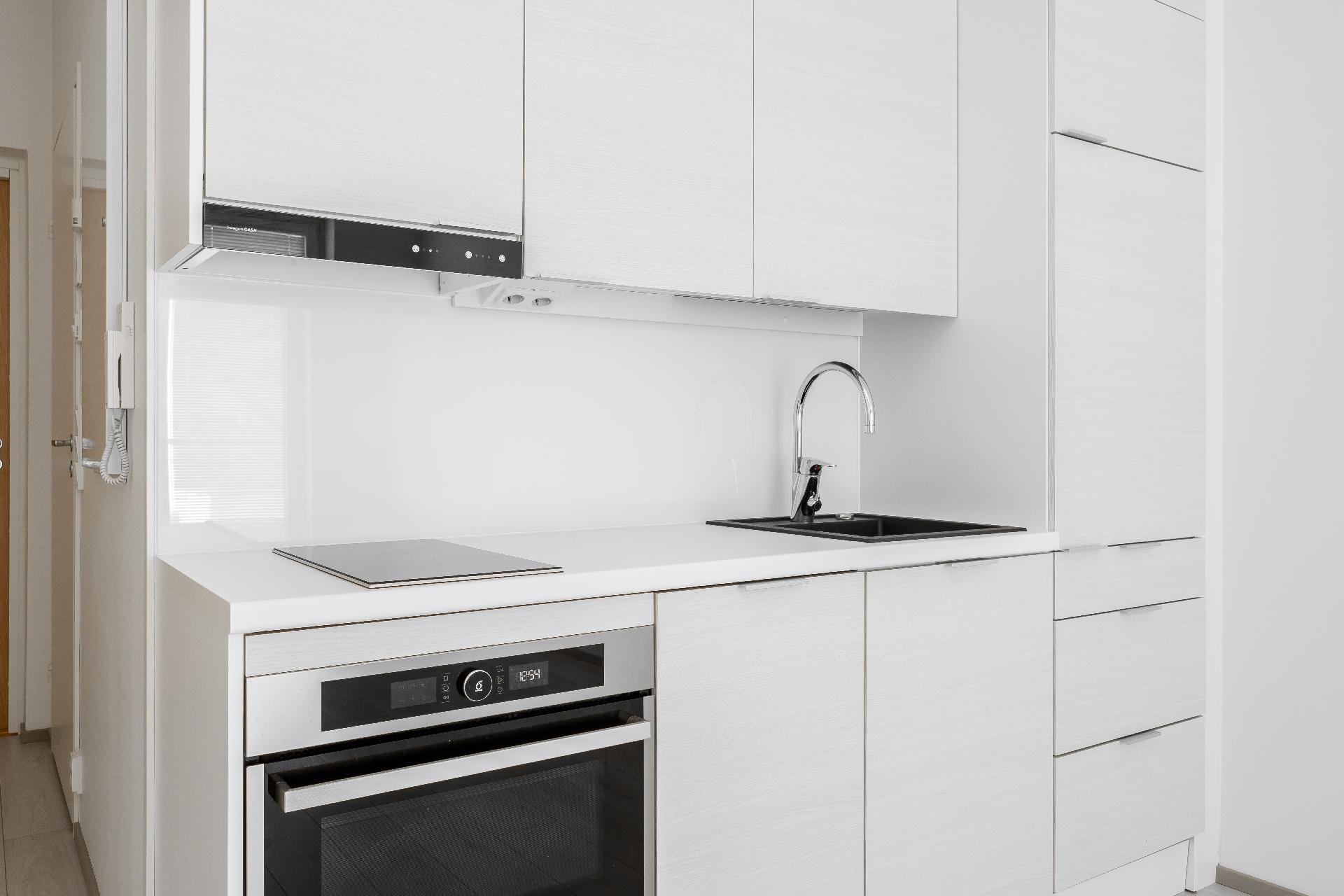 Albertinkatu 9, Keskusta, Oulu