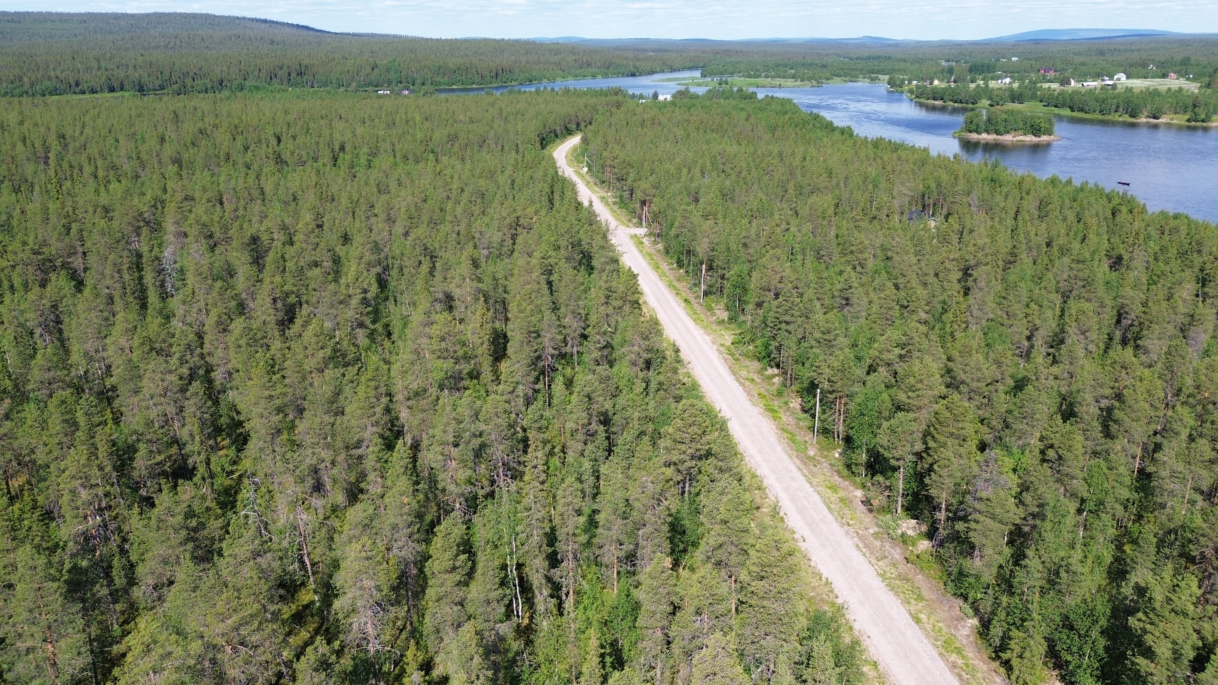 Karsikkoniementie 60, Muonio