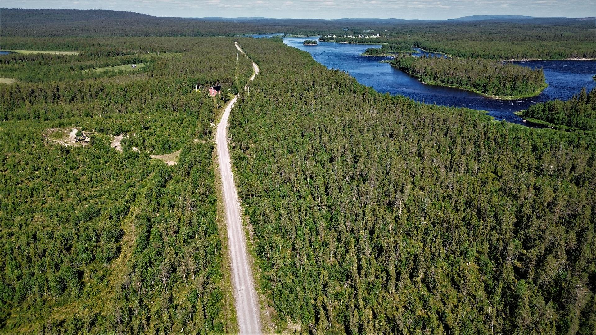 Karsikkoniementie 60, Muonio