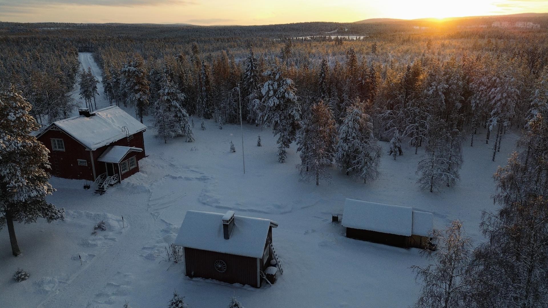 Karsikkoniementie 60, Muonio