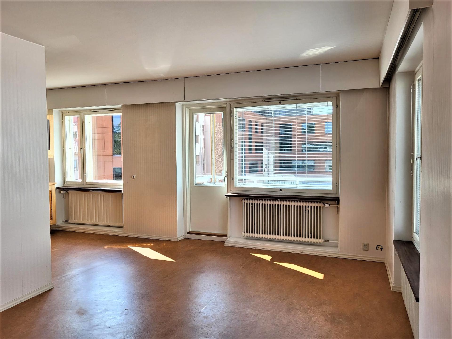 Urheilijankuja 3, Keskusta, Kouvola