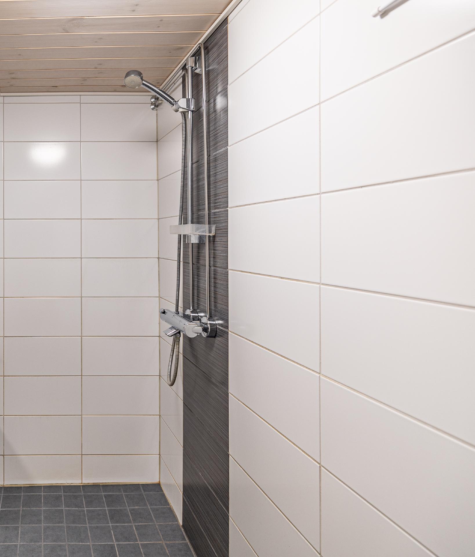 pesuhuone kellarissa