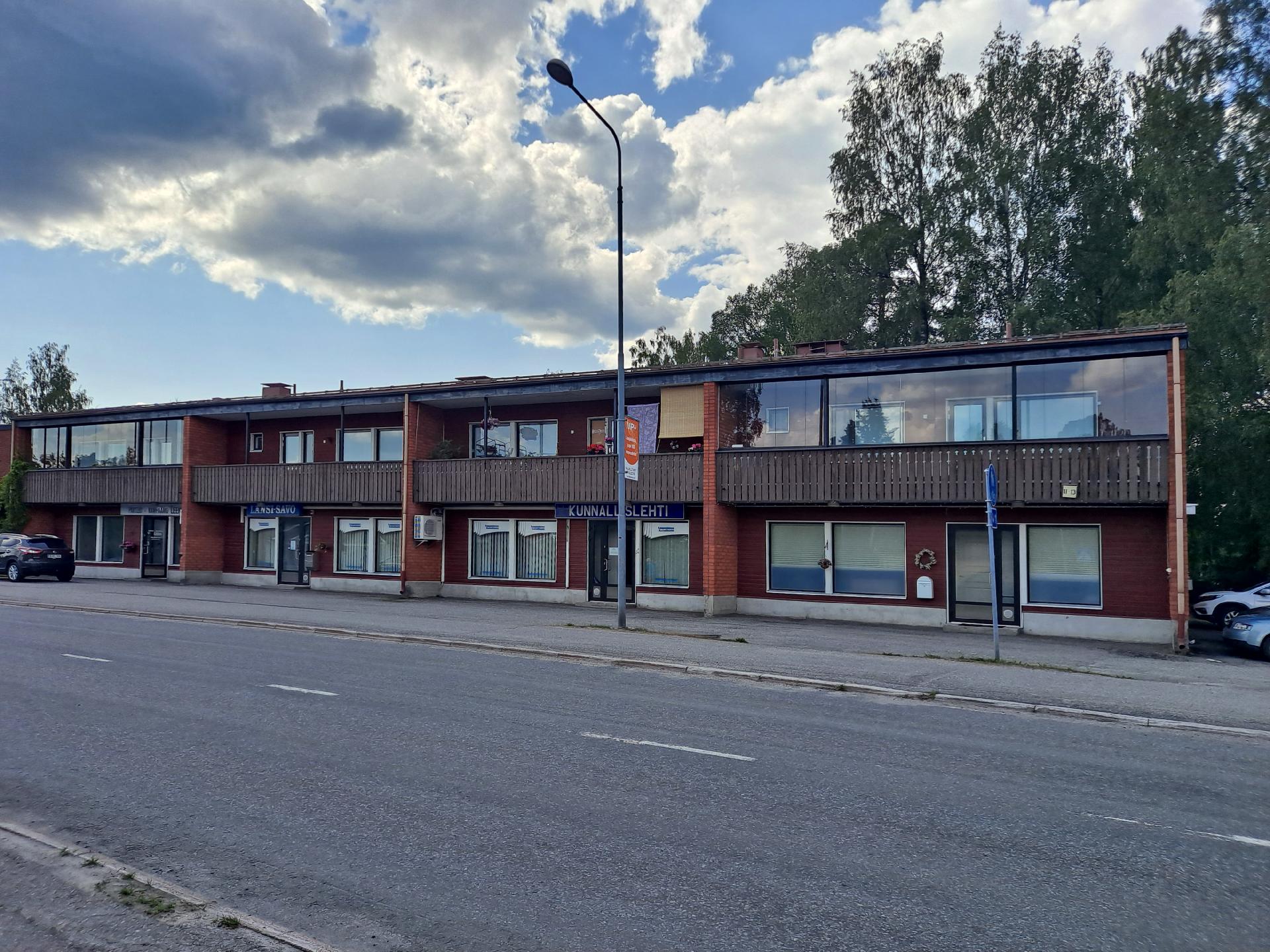 Julkisivu