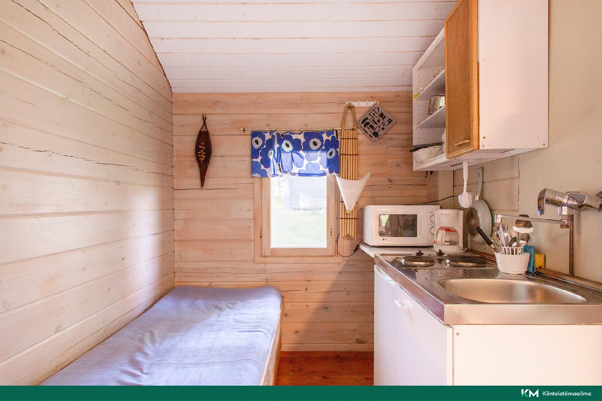 Mökin 1 keittokomero