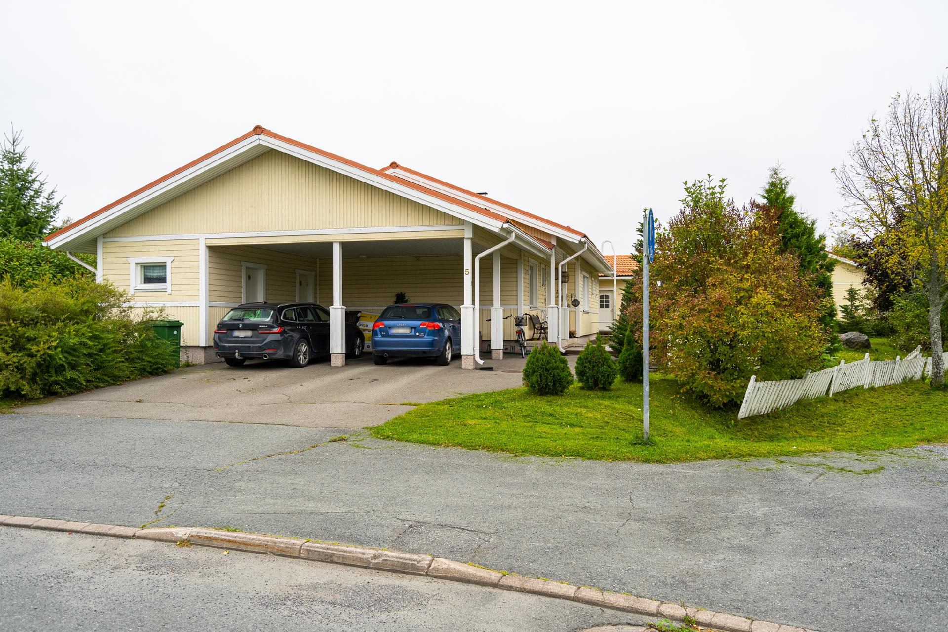 Vähä Kukkarontie 5, Hämeenlinna