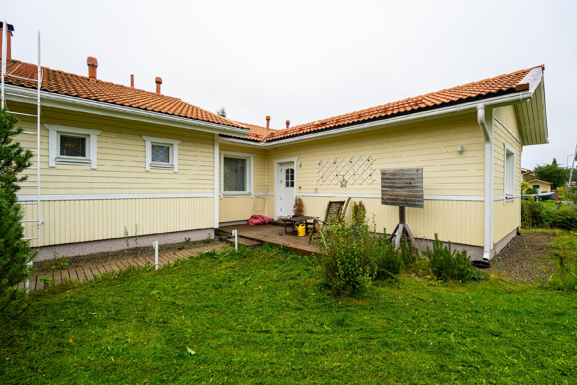 Vähä Kukkarontie 5, Hämeenlinna