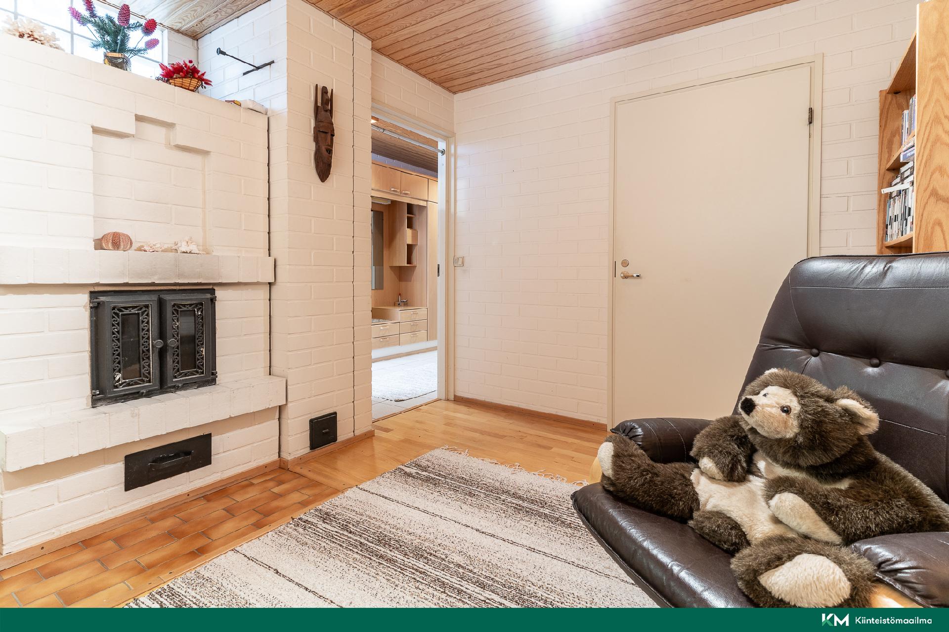 Takkahuone alakerrassa