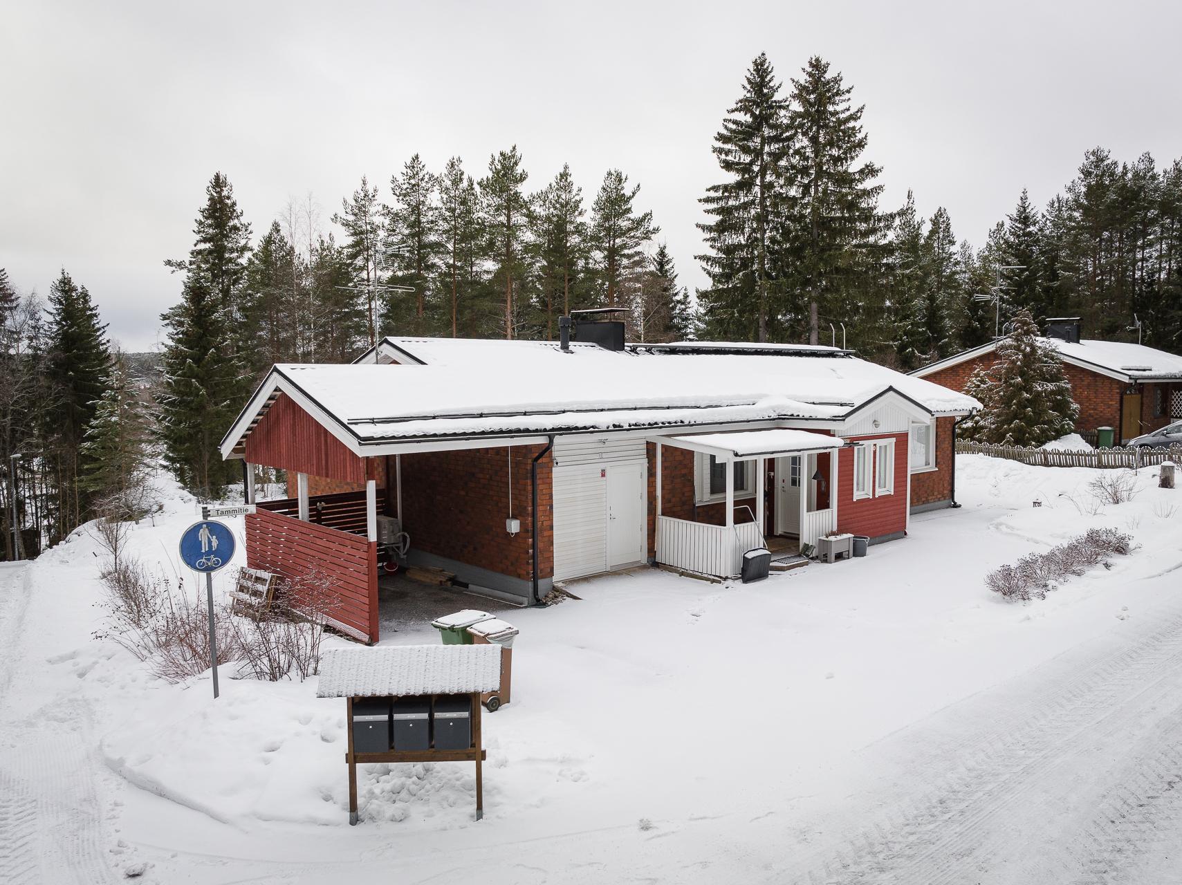 Tammitie 17, Jämsänkoski