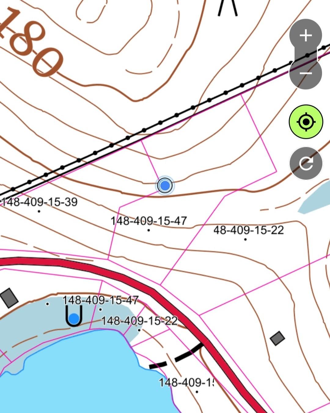 Rajapyykki 41: Seuraavat kolme kuvaa otettu tältä rajapyykiltä.
