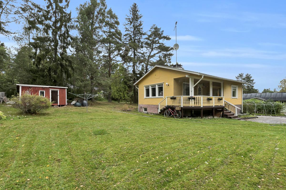 Mellangårdintie 12, Tammisaari, Raasepori