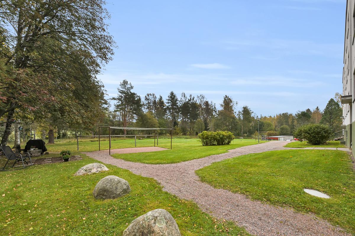 Kivipellontie 10, Karjaa, Raasepori