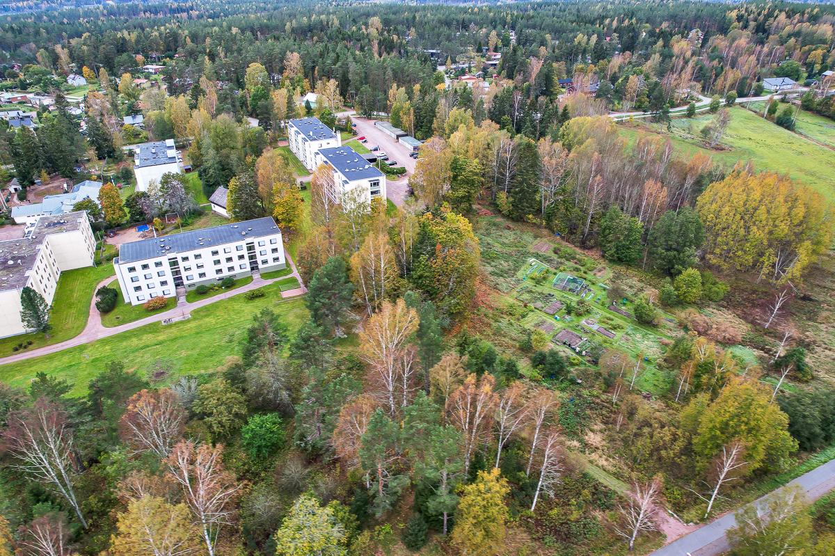 Kivipellontie 10, Karjaa, Raasepori