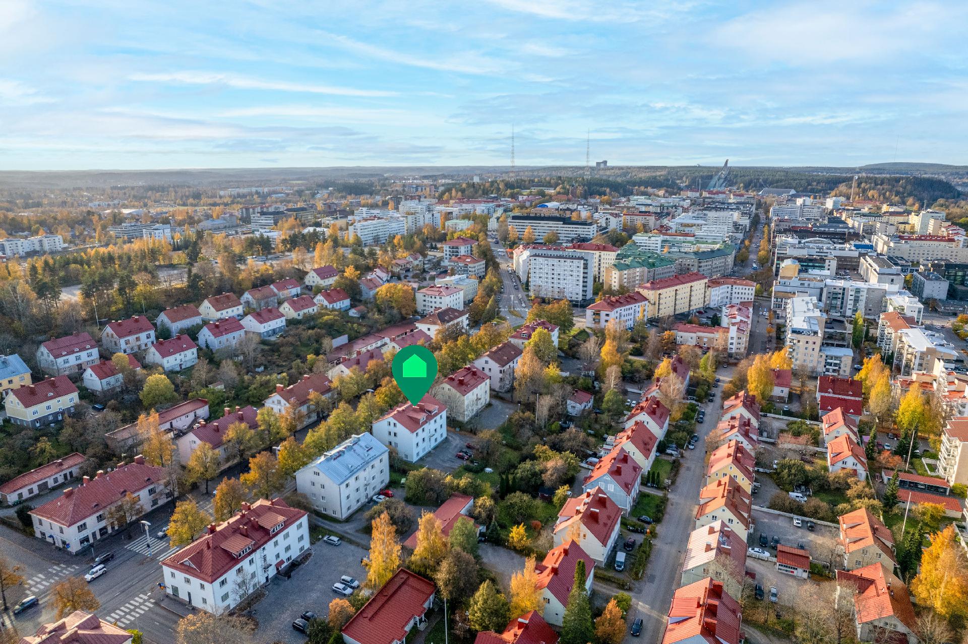 Karjalankatu 8, Paavolan Kaupunginosa, Lahti