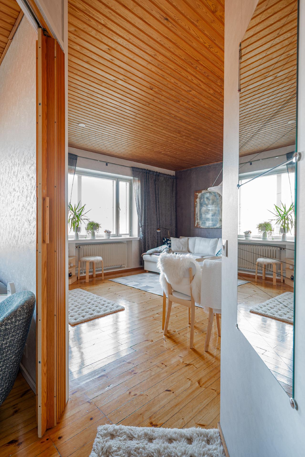 Karjalankatu 8, Paavolan Kaupunginosa, Lahti