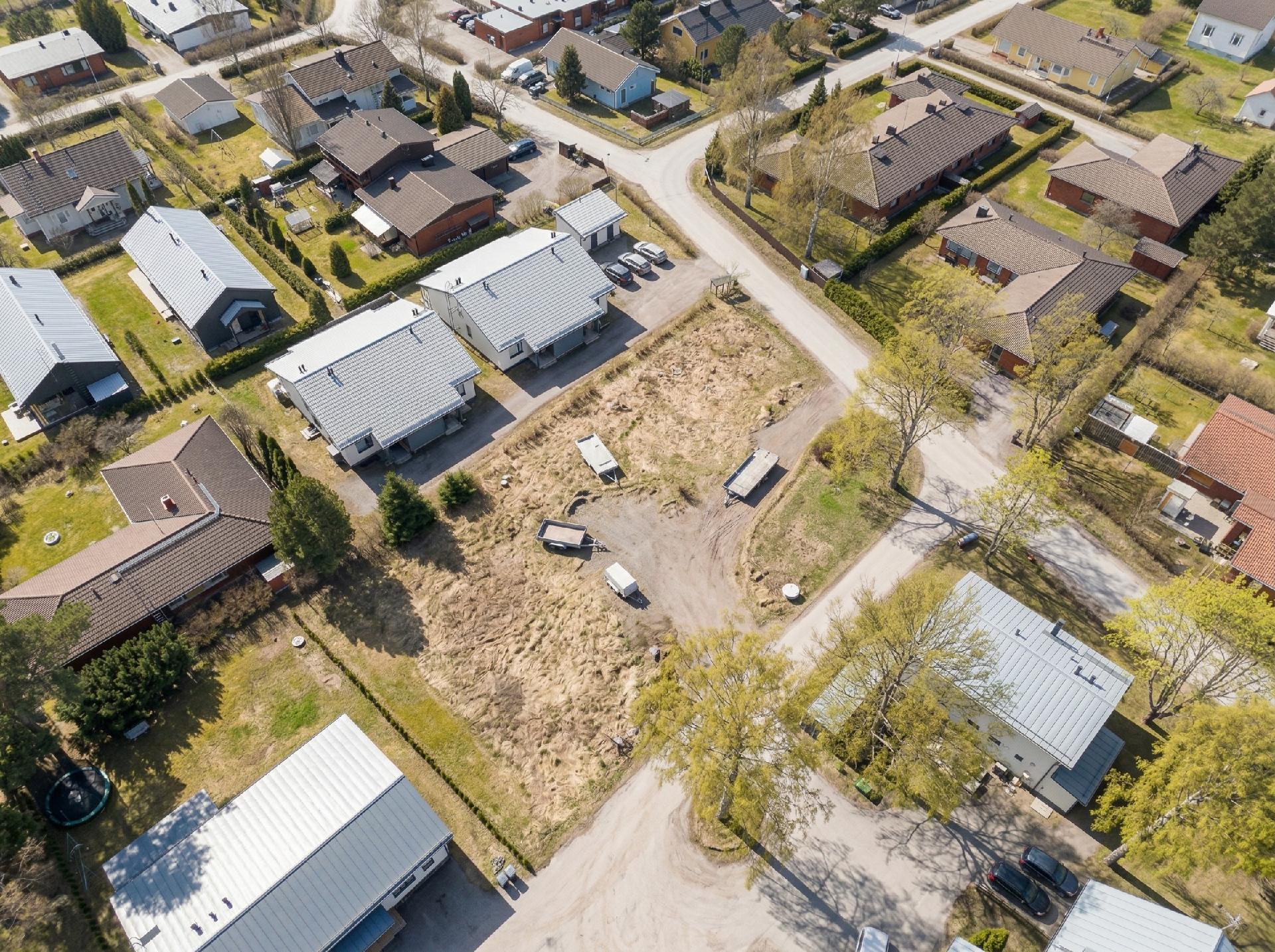 Topiaksentie 6, Puistola, Helsinki