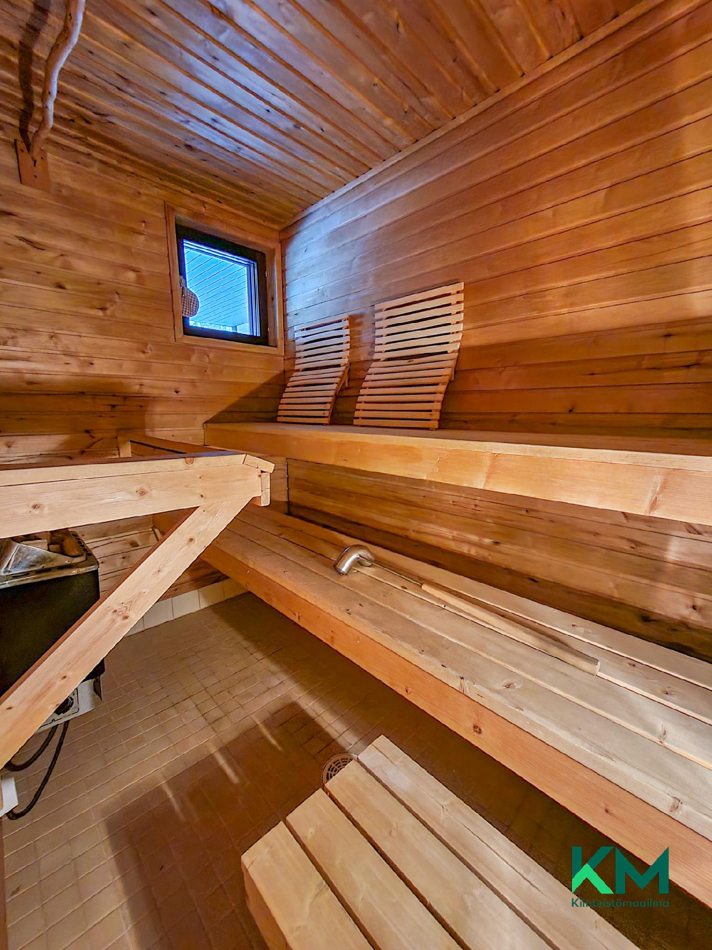 Puusepänpolku 7, Enonkoski